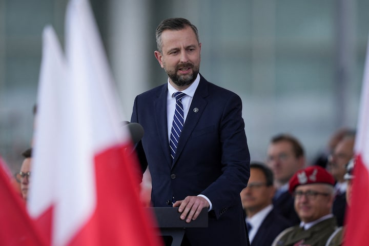 Poland signs $1.6 billion deal for 46 radars with PGZ-Narew Poland signs $1.6 billion deal for 46 radars with PGZ-Narew