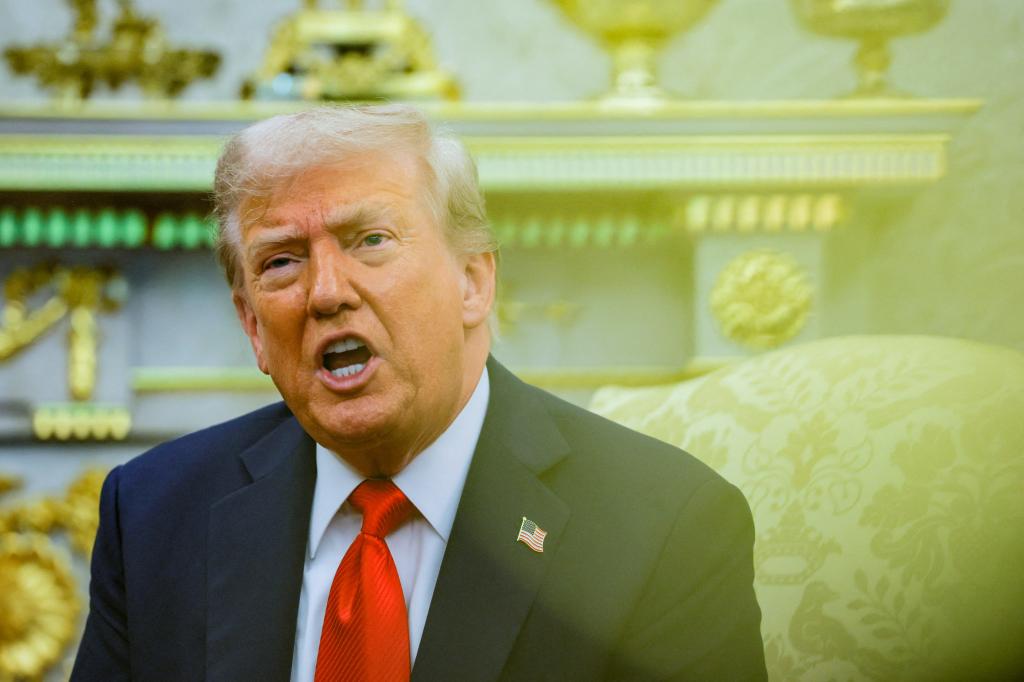 Trump pushes Europe to stop buying Russian oil — and ramp up pressure on Chinese economy for funding Moscow's war