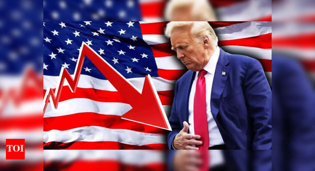 US economy very close to recession, warns Moody's chief economist Mark Zandi; says: For the average American, that risk ...