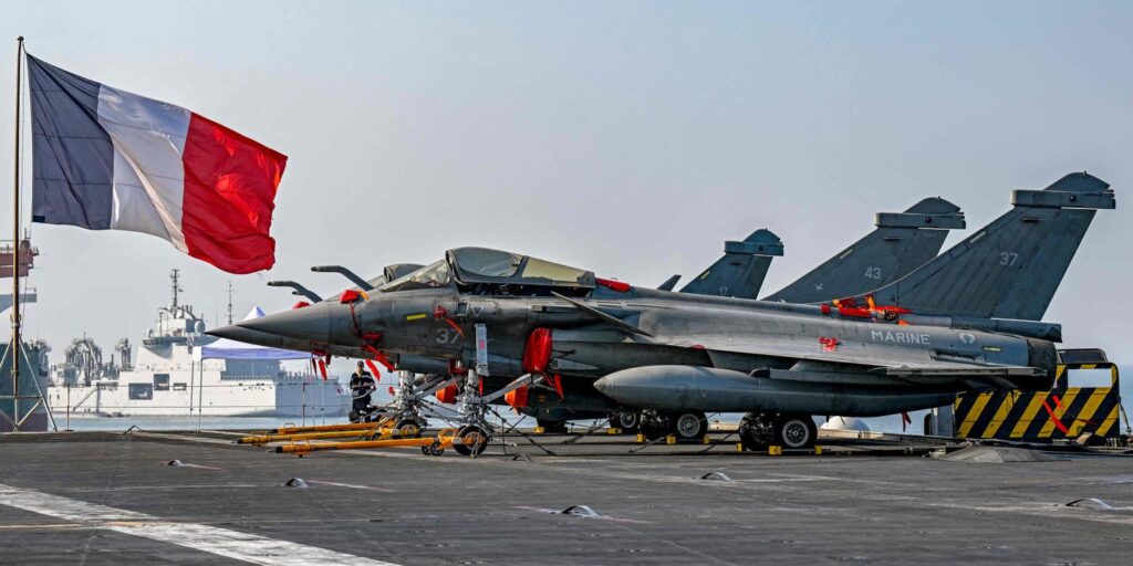 Le Monde - Live, War in Ukraine: Emmanuel Macron announces the mobilization of three Rafale to "contribute to the protection of Polish airspace" after the Russian drone foray