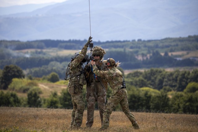 Kosovo Forces Regional Command-East’s (KFOR RC-E) 256th Infantry Brigade Combat Team Medical Evacuation (MEDEVAC) aircrew members trained alongside KFOR RC-E British forces in hot and cold load operations at Camp Bondsteel, Kosovo, Aug. 25,...