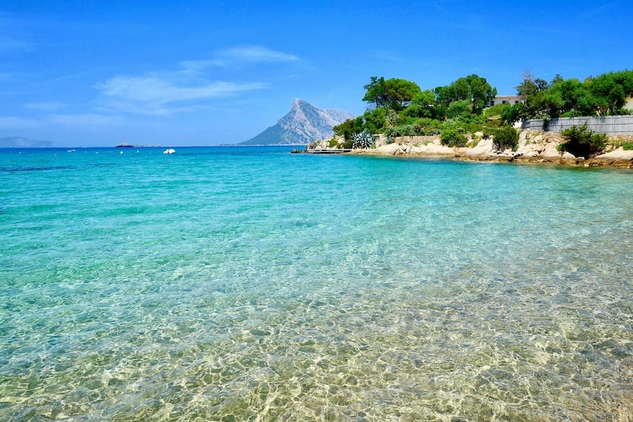 Delta adding Sardinia and Malta flights from JFK in 2026