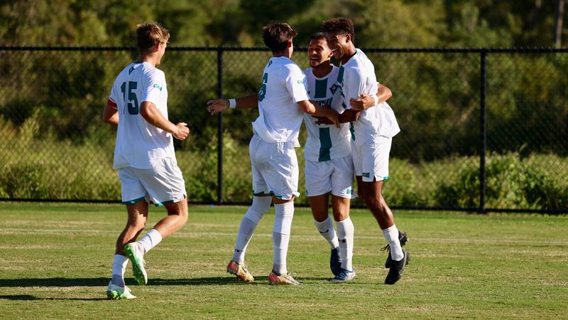 Seahawks Surge Past Cougars, 4-2