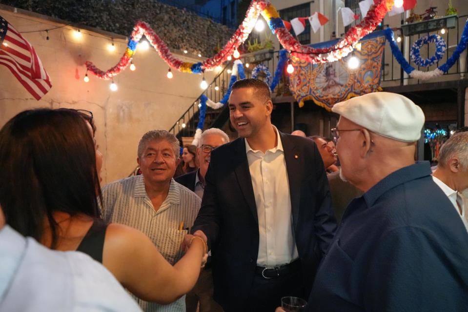 Minister Ian Borg meets with the Maltese community in New York