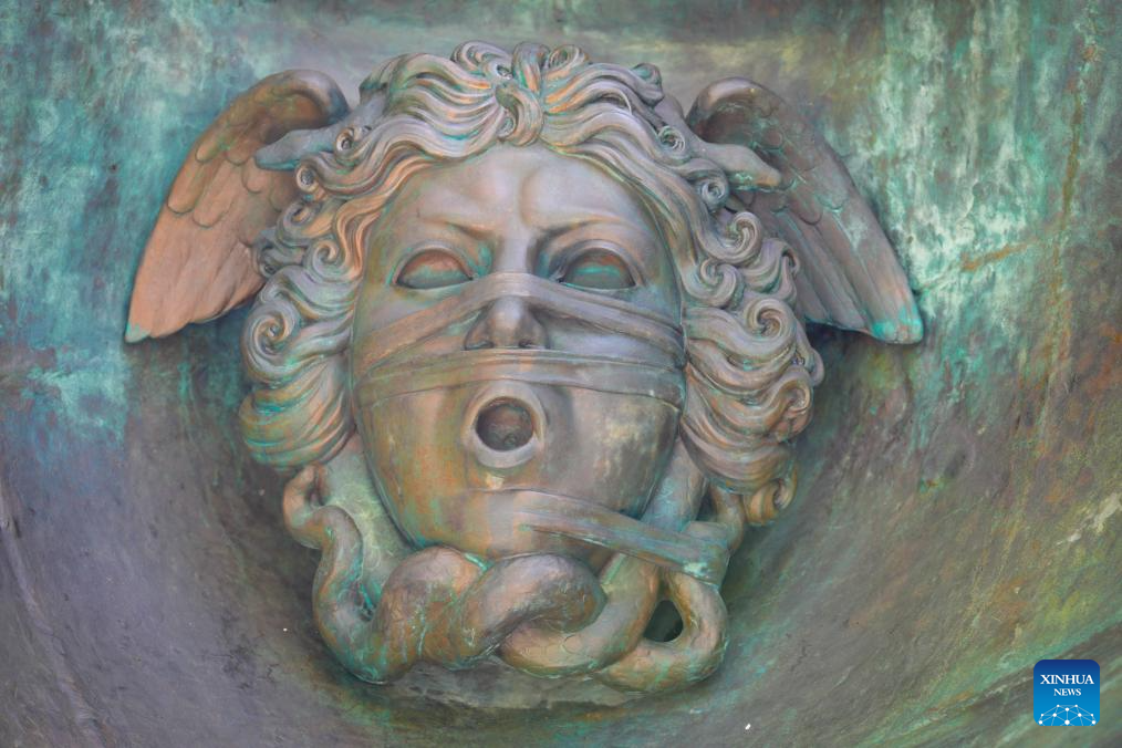 Sculpture Tindaro displayed in Warsaw, Poland-Xinhua