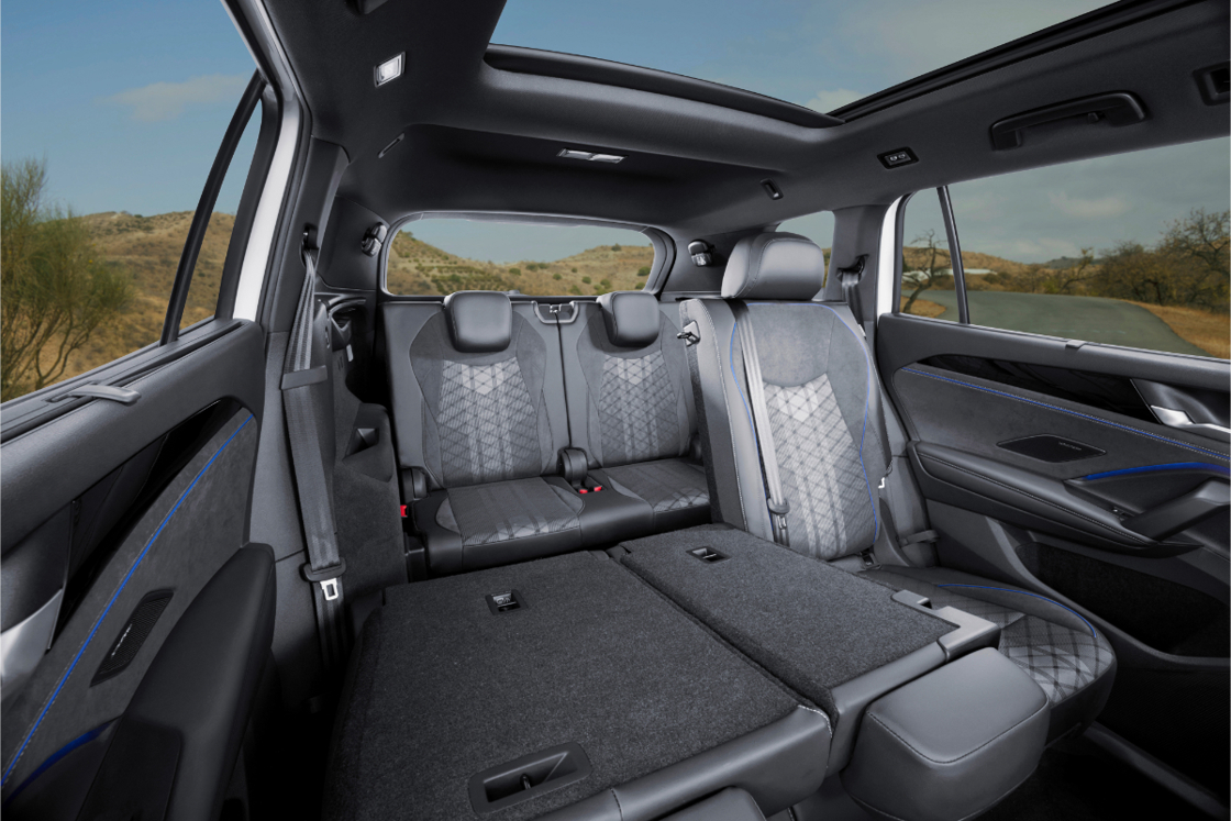VW Tayron SUV.