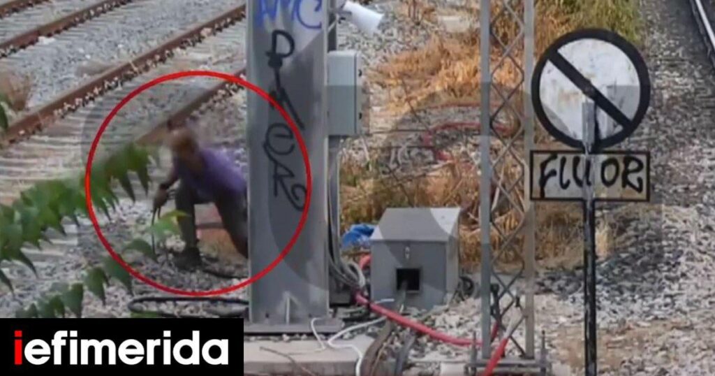 Saint Anargyri: Video Documentary At 29 -year -old stealing cables in the suburban