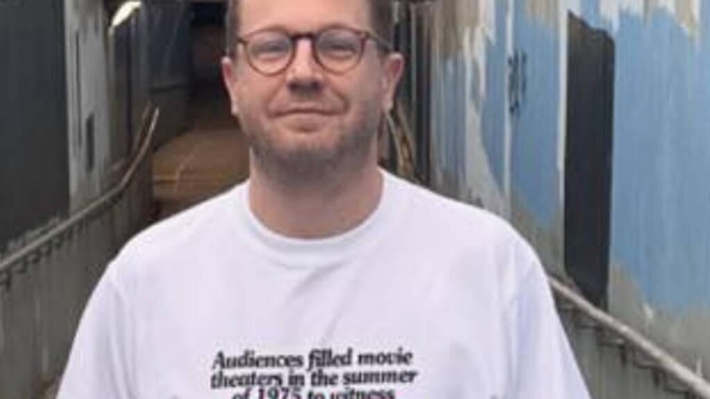 'Brutal job hunt has destroyed me': Man left jobless since 2023 after 5,000 failed applications