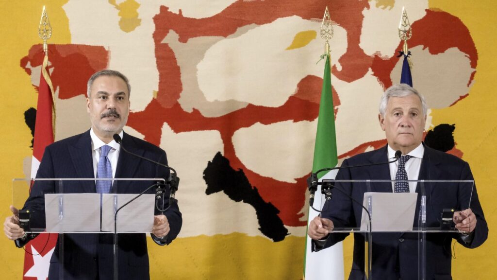Türkiye, Italy sign deal to curb illegal migration