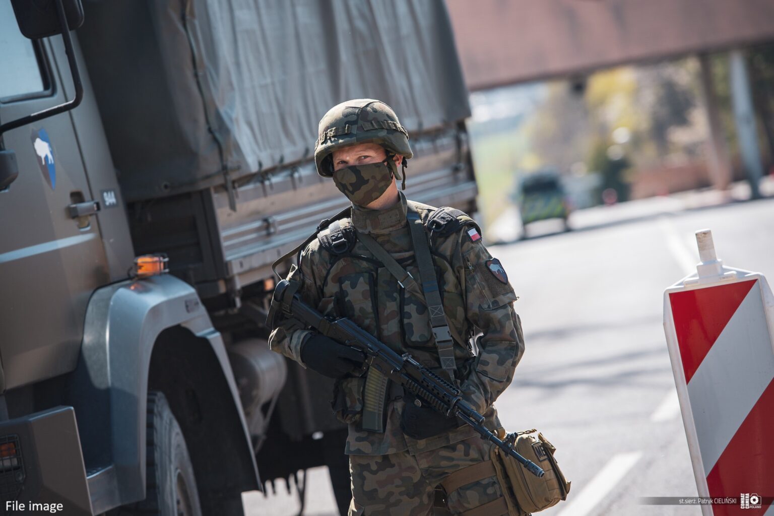 Poland to close Belarus border amid Russian Zapad military exercises
