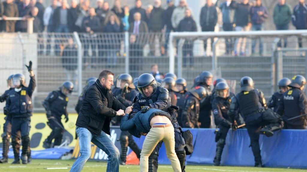 Violent people should continue to be allowed to buy tickets