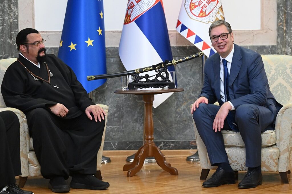 Serbia faces protests - Vučić invites actor Steven Seagal, Putin's friend, after Jackie Chan