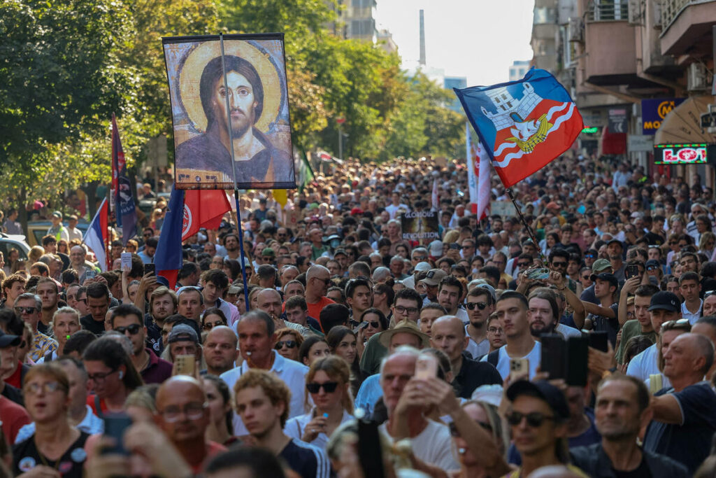 Growing protests pose biggest threat yet to Serbia's populist president