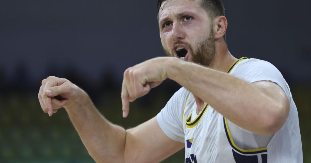 Bosnia-Herzegovina advances at EuroBasket and Dončić shines for Slovenia |