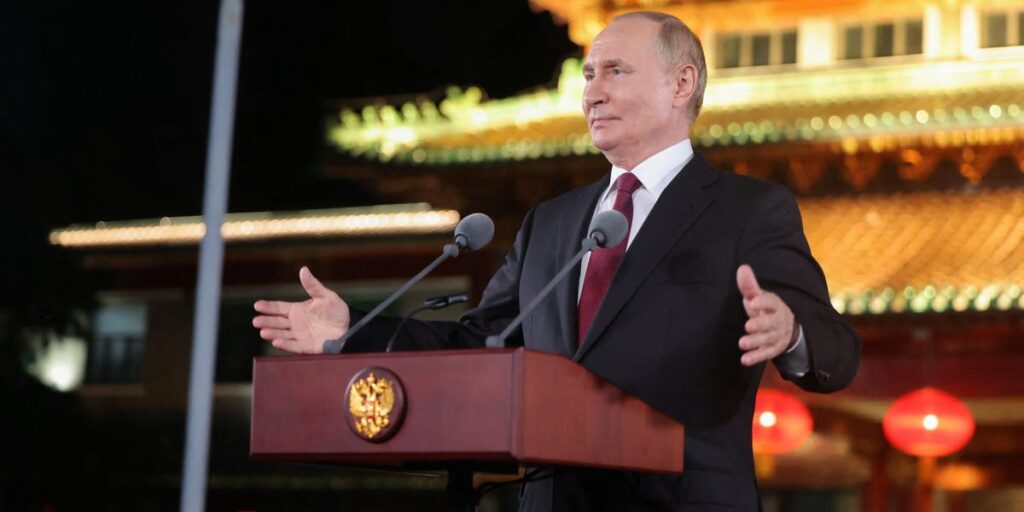 Putin's Energy Fix for a Drone-Hit Russia: Dig up More Coal
