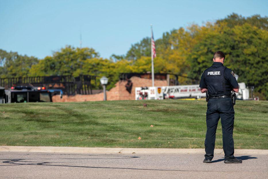 Shooting in Michigan: at least four dead and 8 people injured by a terrorist Maga