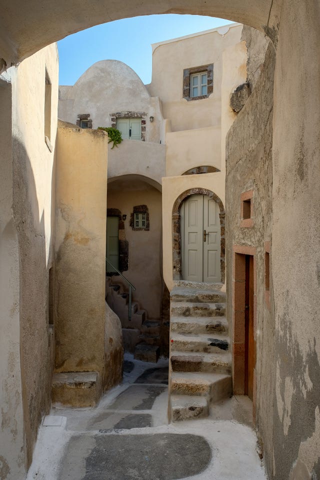 Emporio City Architecture