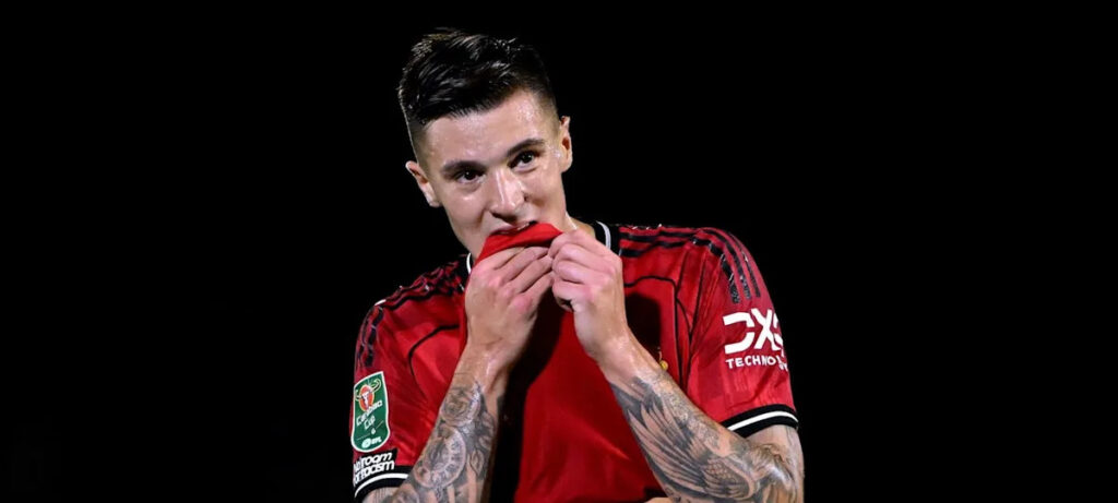 Benjamin Sesko: Man United new boy makes telling contribution for Slovenia Download app from appStore