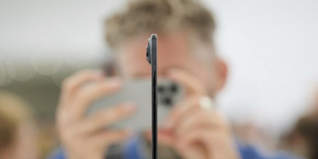 The new iPhone Air has come out, very thin