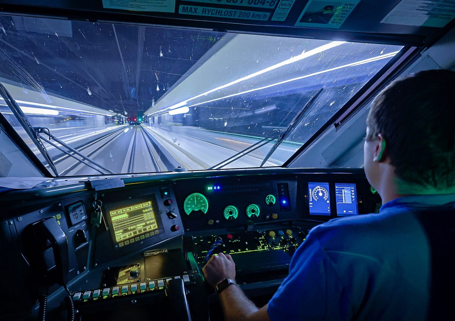 Czechia’s Pendolino sets 200 km/h record on Prague line, opening new chapter for fast rail Czechia’s Pendolino sets 200 km/h record on Prague line, opening new chapter for fast rail