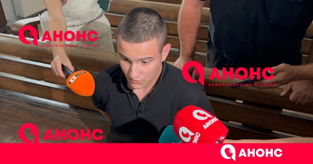 [Битият русенски полицай]The first blow came from them, we responded. I drove with no more than 40km/h