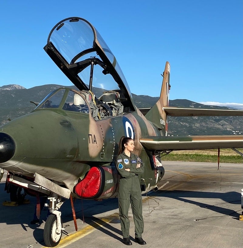 Female F-16 Pilot