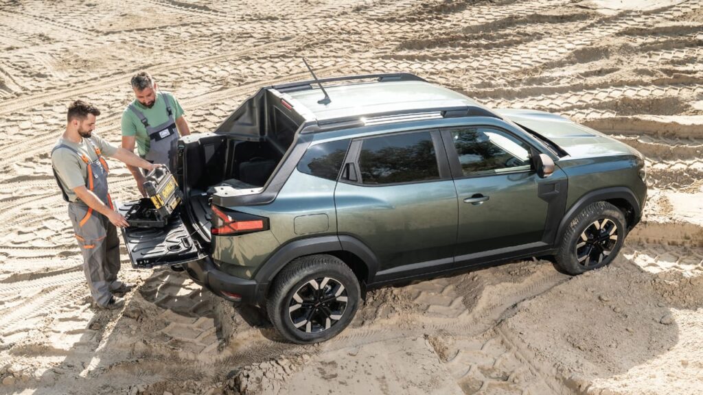 Liked that Dacia Duster van? Romania gets this super cool dinky Duster pickup truck Liked that Dacia Duster van? Romania gets this super cool dinky Duster pickup truck