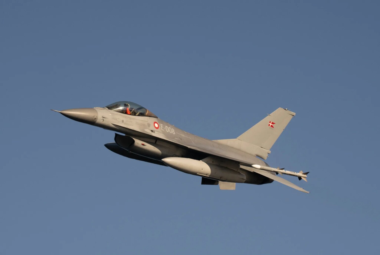 Denmark’s Air Force F-16s Lead One of Their Final Deployments in Greenland Ahead of Transfer to Argentina %