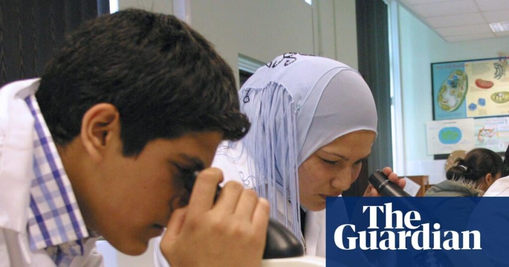 Quarter of schools in England lack a physics teacher, analysis finds