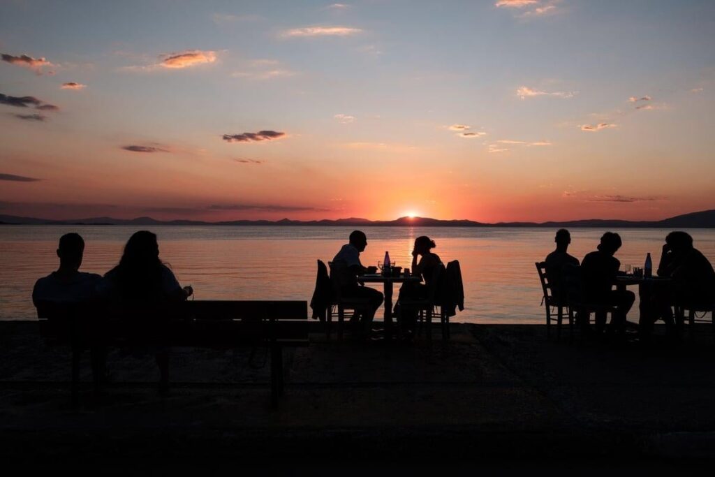 Expensive 'sporty' food out - Athens more expensive than Berne