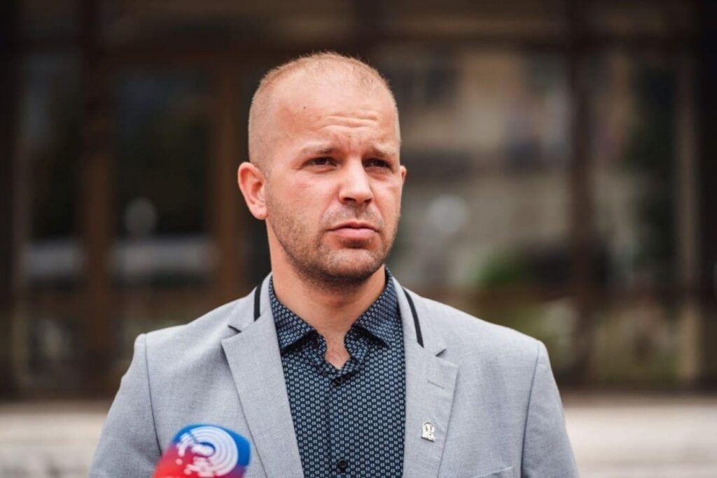 Martin Pauk: "We invite state -owned companies to stop hiring Asian companies and workers"