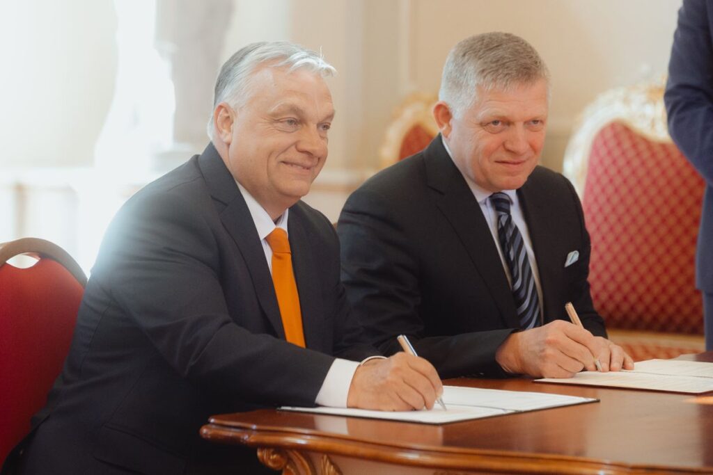 Hungary, Slovakia to challenge EU Russian gas ban in court KI logo