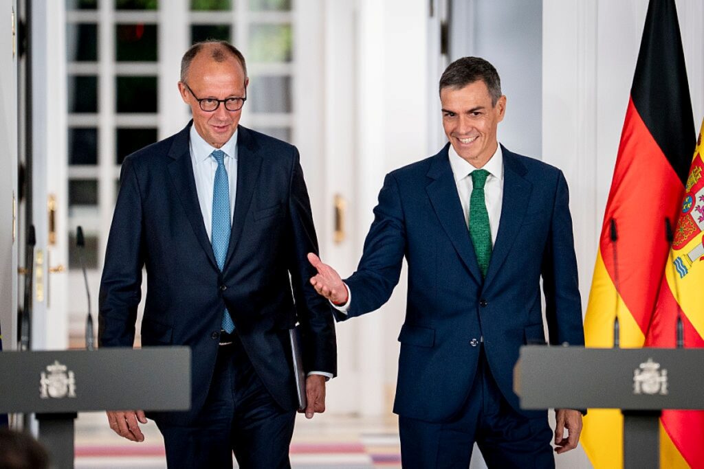 Spain’s Sánchez backs Germany in FCAS fighter jet dispute with France