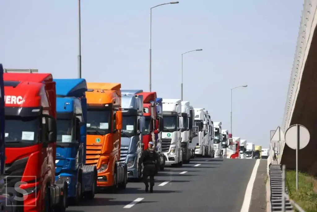 Protests Cause Traffic Disruptions Across Bosnia and Herzegovina