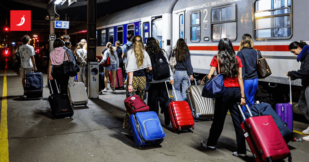 Economist: If Croatia lives better than ever, why do people move out?