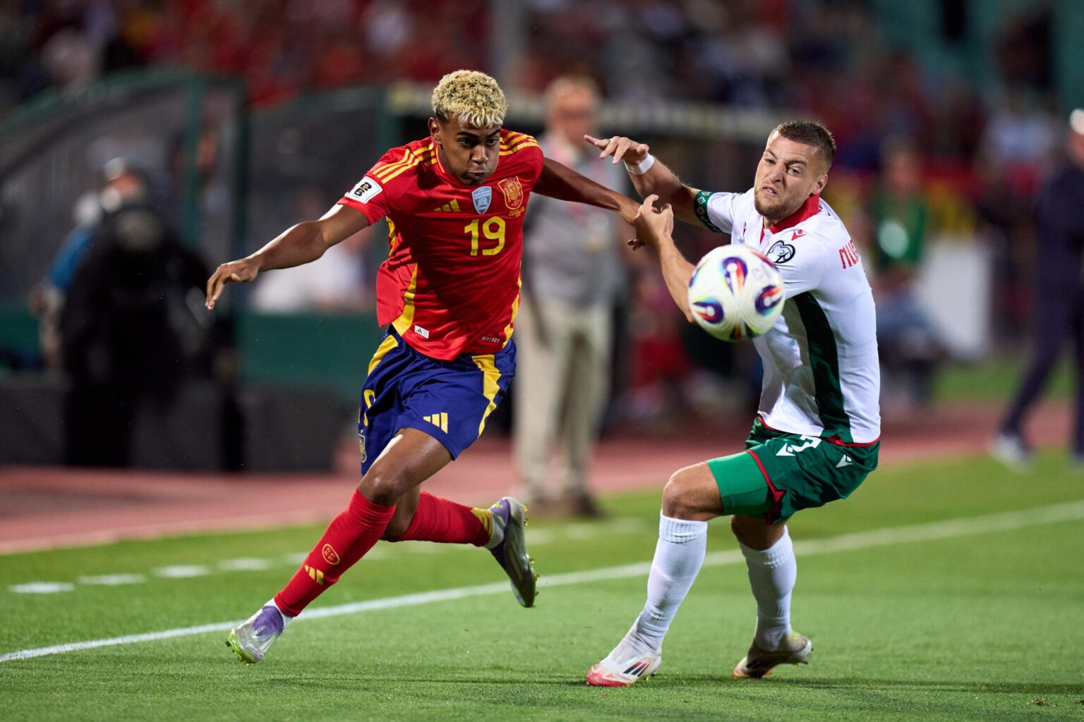 Lamine Yamal has been dealing with back problems