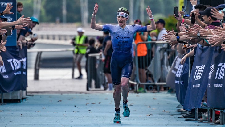 With Lucy Charles-Barclay, the big question is how her training build for Kona will impact her race at Spain T100 since it is three weeks before the Ironman World Championship.