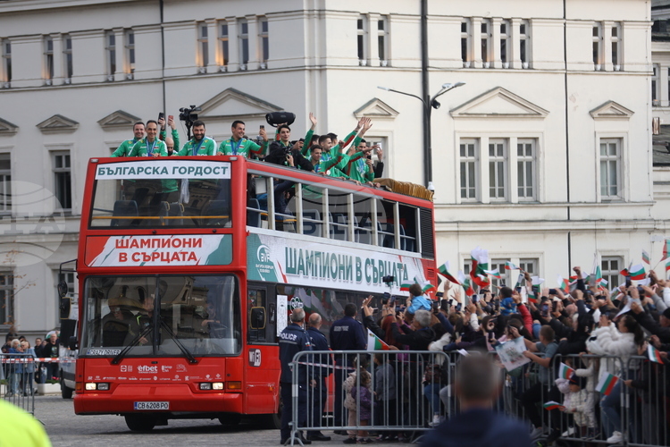 Bulgaria Hails Volleyball Heroes after World Silver