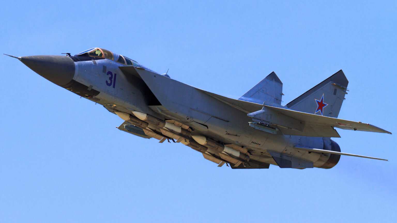 Russia tests Estonia’s border again with brief airspace violation A Russian Air Force MiG-31BM armed with R-33 missiles. Photo by Leukhin Fedor/CC BY-SA 2.0 licence.