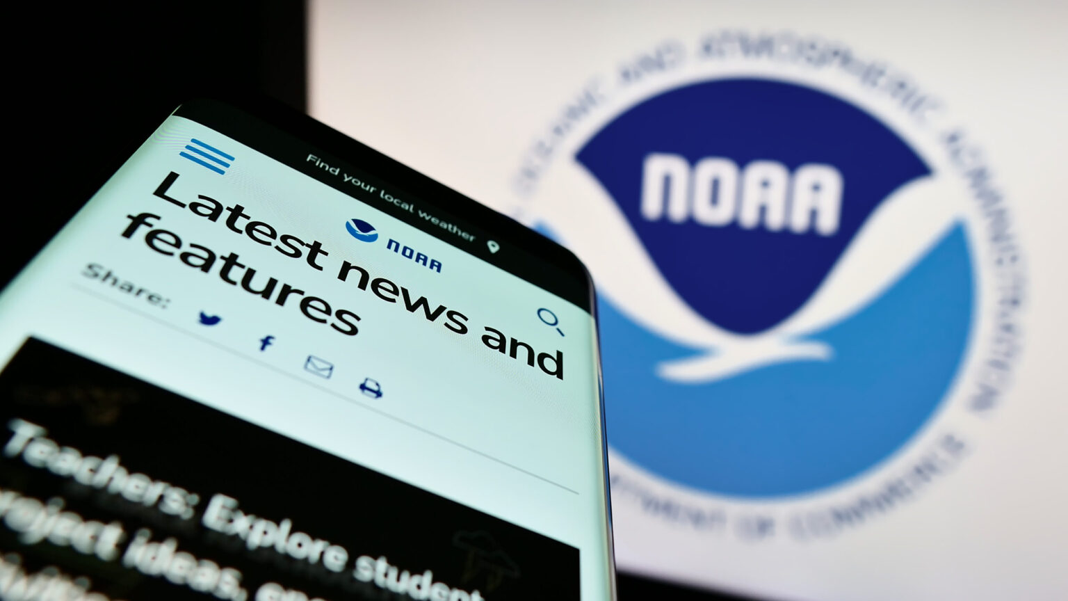 Environmental groups urge full funding for NOAA as hurricane season threatens, government shutdown looms