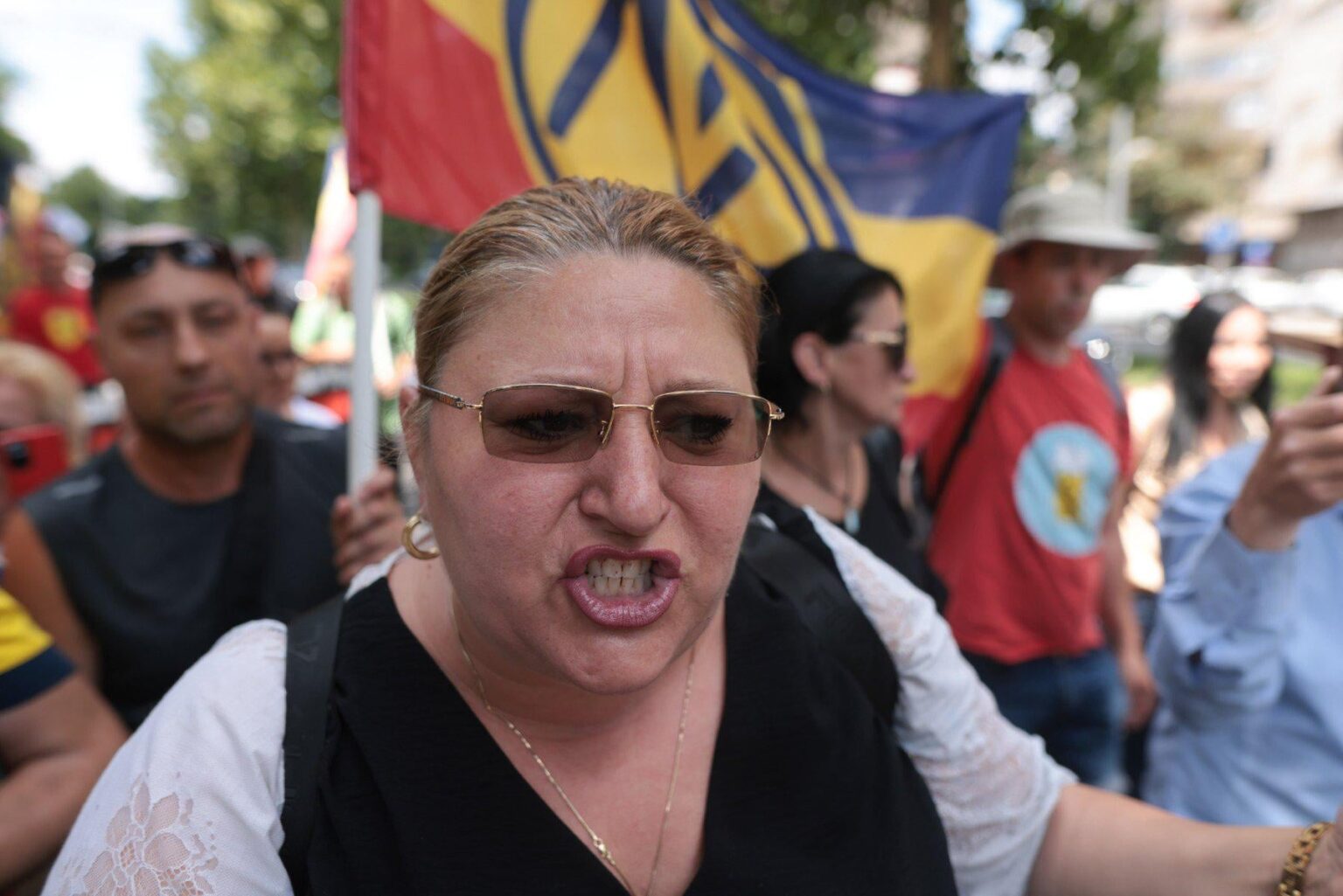 Breaking General Prosecutor's Office requires lifting immunity for MEP Diana Şoșoaca