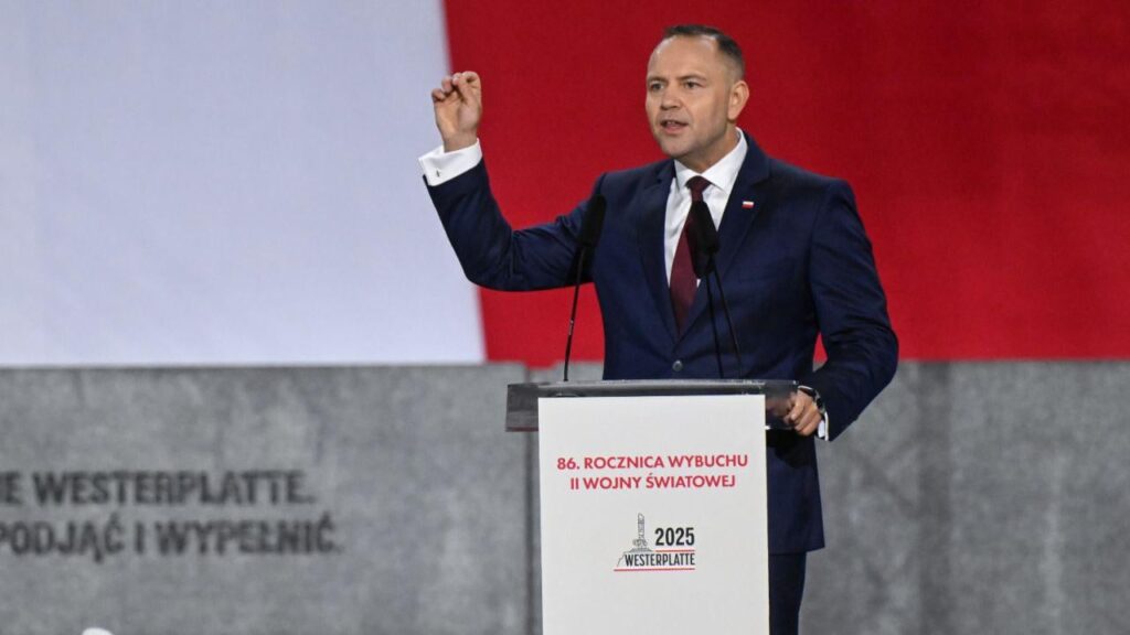 Poland marks WWII anniversary with demand: Germany must pay