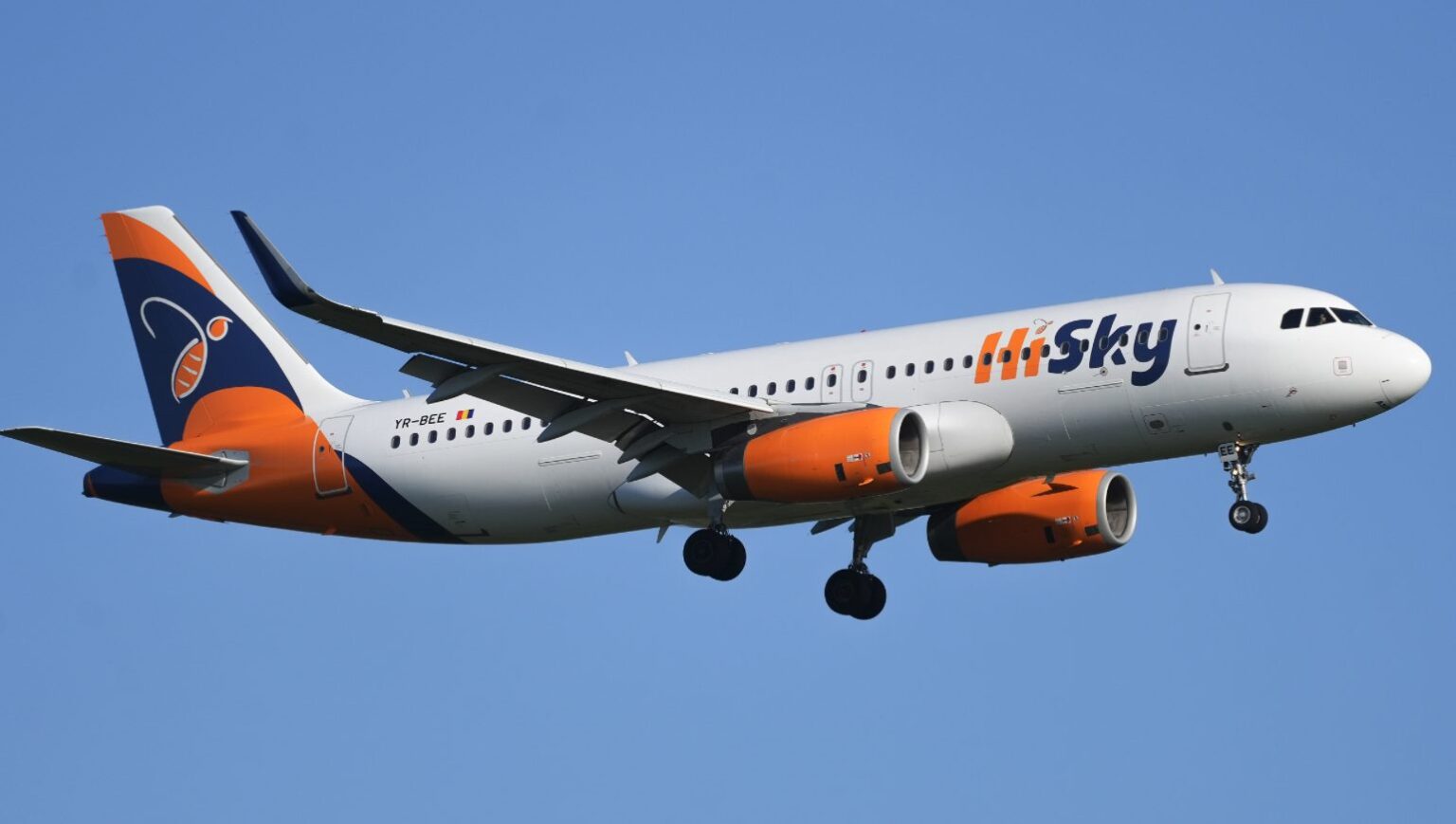 A HiSky Airbus A320 aircraft. (Photo: MarcelX42 - Wikimedia Creative Commons)