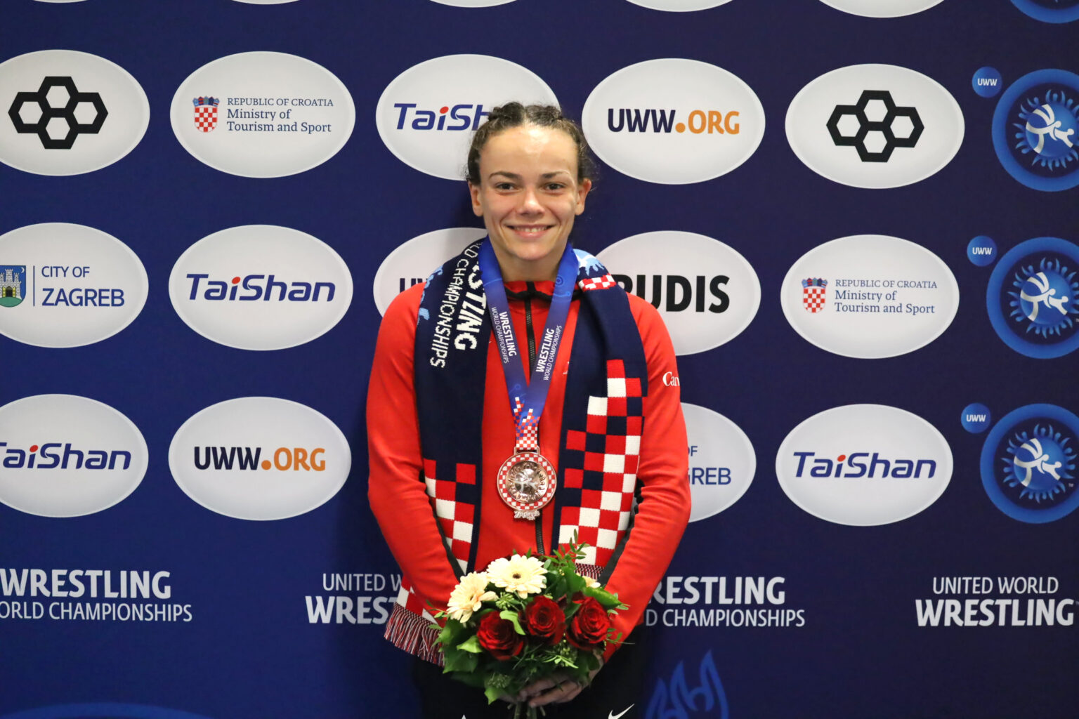 Laurence Beauregard wins World bronze medal in Croatia - Wrestling Canada Lutte
