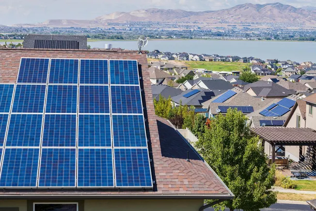 Regulators approve demand charge, net metering changes for NV Energy