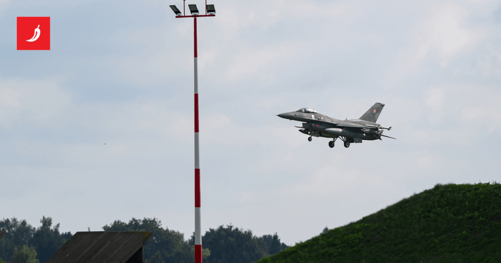 Mermaids in Poland, combat airplanes in the air. “Russian drones fly with our border” Mermaids in Poland, combat airplanes in the air. "Russian drones fly with our border"