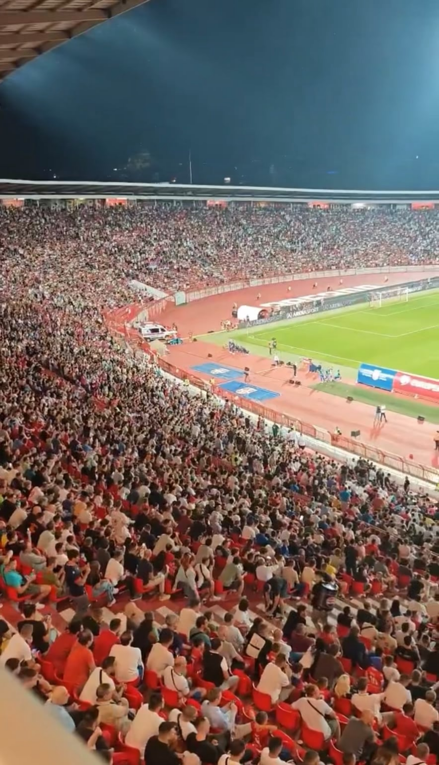 Batings attack people for chanting against ACE Šiptar