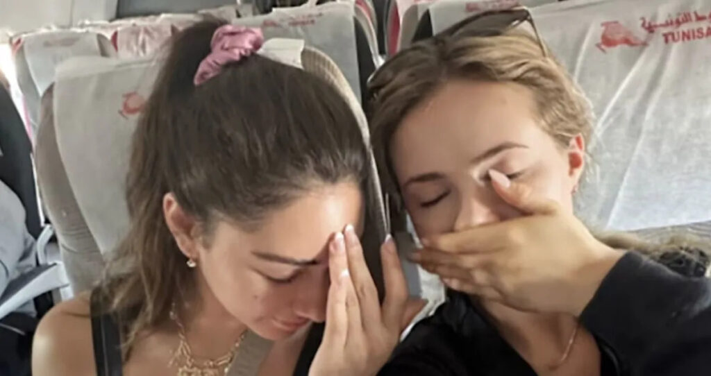 How 2 Americans thought they were flying to France — and ended up in North Africa Yahoo news home
