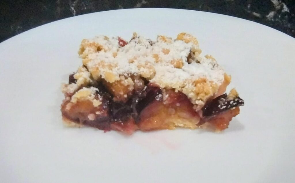 Challah and plum cake, is it autumn?