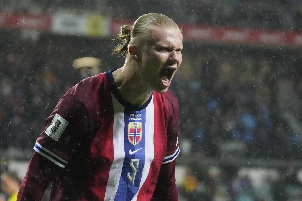 FILE PHOTO: Soccer Football - World Cup - European Qualifiers - Group I - Estonia v Norway - A. Le Coq Arena, Tallinn, Estonia - June 9, 2025 Norway's Erling Haaland celebrates scoring their first goal REUTERS/Ints Kalnins/ File Photo